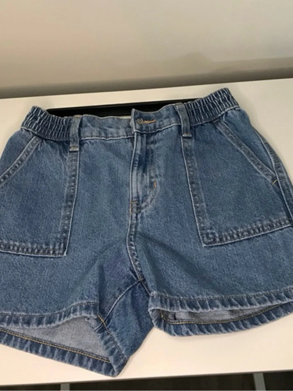 Old Navy Medium Blue Elastic-Waist Denim Shorts